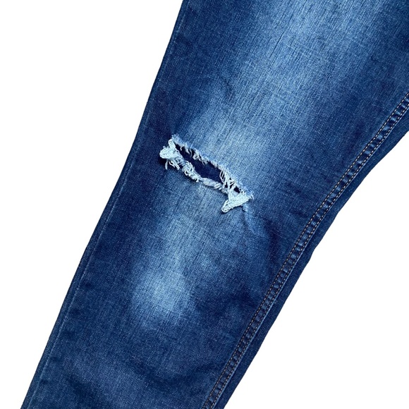 Union Bay Slim Boyfriend Straight Leg Distressed/Ripped Jeans 5 - Picture 3 of 15